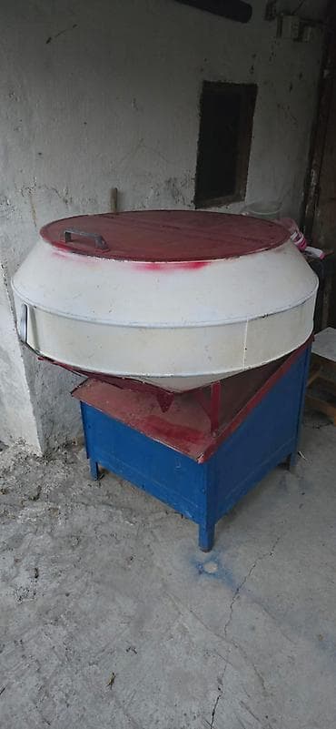 Kənd təssərüfatı avadanlığı: Təmiz fabrik malıdır. İşləkdir, heç bir problemi nasazlığı yoxdur. 30 — 1