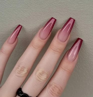 plastik qapi gence: Xidmət: Professional dırnaq dizaynı və gel manikür Təsvir: - — 4