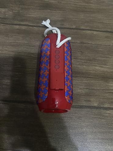 wifi repeater u13: Portativ Bluetooth kolonka - Silindrik dizayn, qırmızı–mavi naxışlı — 4