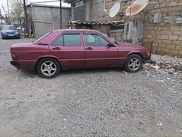 scooter xiaomi pro 2: Mercedes-Benz 190 (W201): 2 l | 1993 il Sedan — 10