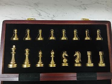 şahmat satışı: Çox keyfiyyətli və estetik görünüşlü şahmat dəsti satılır. Hədiyyə — 4