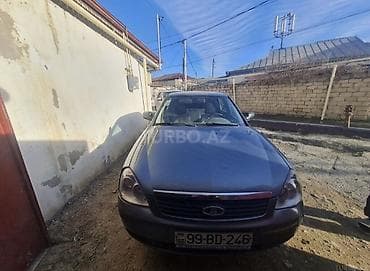 evo spoyler: VAZ (LADA) Priora: 1.6 l | 2010 il 95000 km Hetçbek — 5