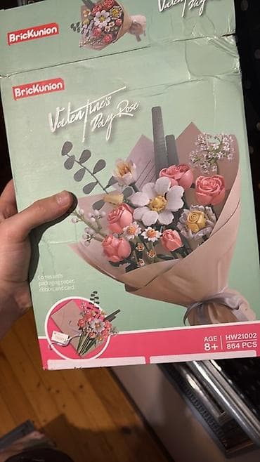 lego oyuncaq: BrickUnion “Valentine’s Day Rose” konstruksiya dəsti - Model: HW21002 — 1