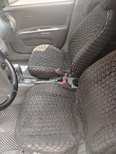 Avtomobil satışı: Kia Rio sedan – qara rəng, kompakt və qənaətcil şəhər avtomobili — 7