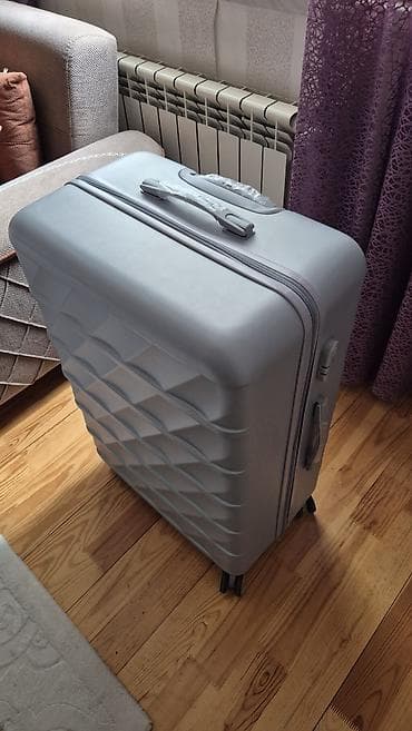 Çamadanlar: *Heç istifadə olunmamış* Böyük tutumlu (~120L), yeni çamadan — 4