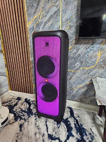 JBL.təzə alınıb.ehtiyyac olduğunnan satılır.real alıcılar narahat