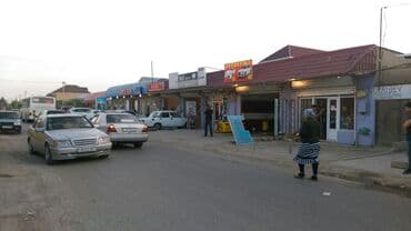 cıdır düzü: Ramana sovxozda, yol qiraginda 5 obyektden ve 2 eded 2 otaqli evden — 9