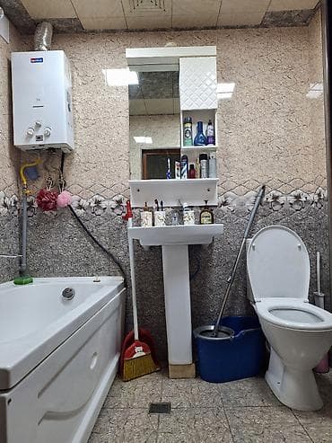 Mənzillər: Bakı, 2 otaqlı, Köhnə tikili, m. Neftçilər, 54 kv. m — 8