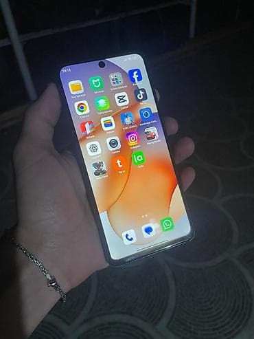 honor x9c qiyməti: Redmi Note 13, 256 GB, rəng - Qara, Face ID — 1