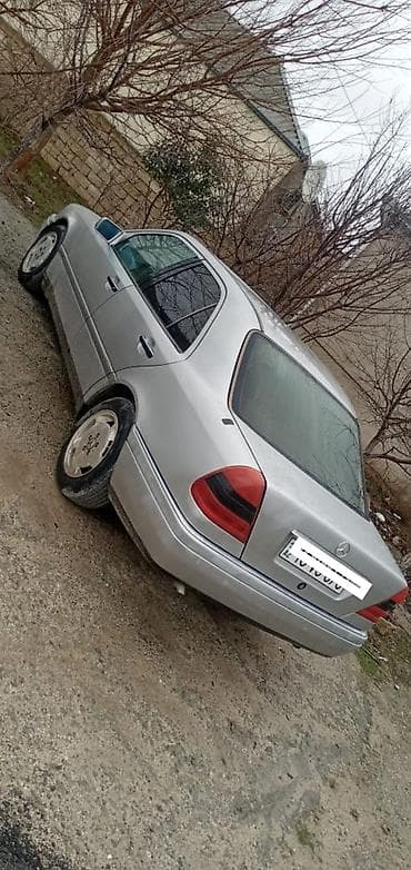 mercedes e280: Mercedes-Benz C-Class: 1.8 l | 1994 il Sedan — 7