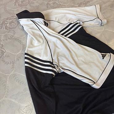 yun koftalar: Adidas polo köynək - Model: Qara-ağ rəng kombinində, sinə hissəsində — 4