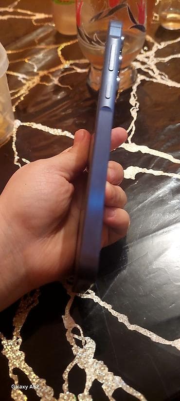 duos telefon: Məhsul: 3 kameralı smartfon (mavi rəng) Xüsusiyyətlər: - Arxa tərəfdə — 4