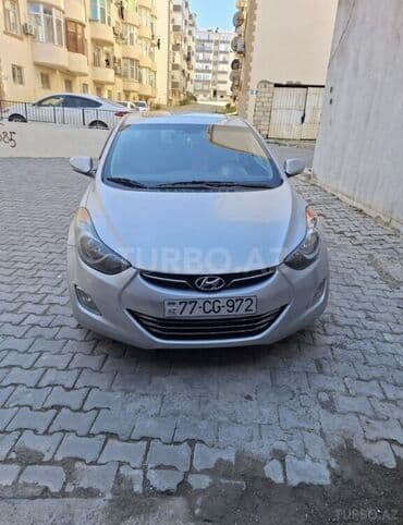 Volkswagen: Hyundai Elantra: 1.6 л | 2012 г. Седан — 4