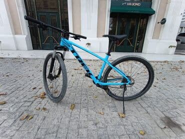 qaçış velosipedi: İşlənmiş Trek velosipedi 29", sürətlərin sayı: 30, Ünvandan götürmə, Ödənişli çatdırılma, Rayonlara çatdırılma — 8