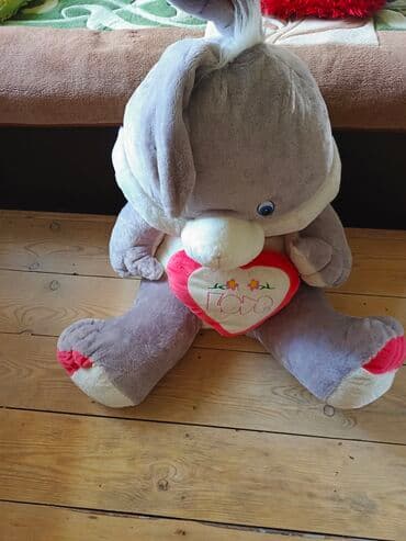 Мягкие игрушки в хорошем состоянии находятся в Бузовна