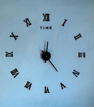 saat edifice: Divar saatları — 5