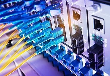 evlere paketleme işi: Xidmət: Fiber-optik kabel çəkilişi, birləşdirmə (fusion splice) və — 5