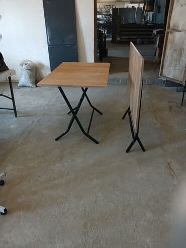 Qatlanan, Taxta, Kvadrat masa