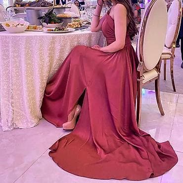 elbiseler: 1 defe geyilib, kirpic rengi atlas parca — 2