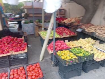 daş duz satışı: Meyvə-tərəvəz satışı – küçə köşkü Təzə və mövsümi məhsullar: - Nar - — 10