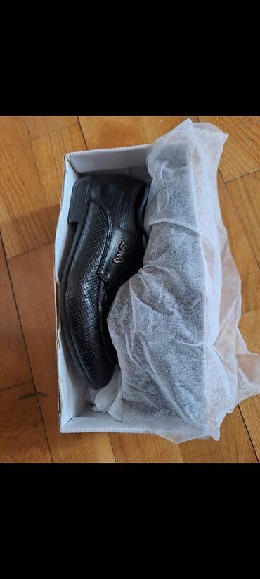 Uşaq ayaqqabıları: 2 dəfə restorana geyinilib,ensiz pəncəli ayağ üçün,temiz dəridir ve — 5