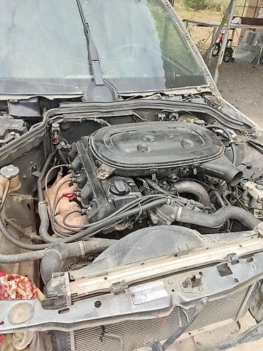 Nəqliyyat: Mercedes-Benz 190 (W201): 0.2 l | Sedan — 3