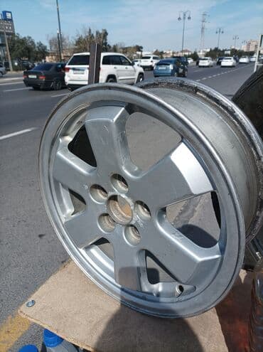 prius diskləri: Prius 15 lik disk qiymet 1 ededine aiddir komplekt alana endirim — 1