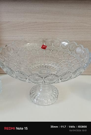 coca cola stekan: Təxmini ölçülər: - Çap: təxminən 28–32 sm - Hündürlük: təxminən 18–22 — 2