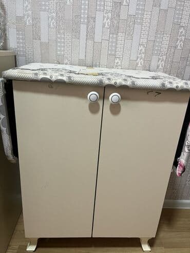 Açılan, 2 qapılı Düz dolab, Ayaqqabı dolabı