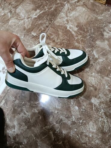 beqa üçün qadın krossovkaları: FLO, Ölçü: 38, rəng - Ağ, İşlənmiş — 8