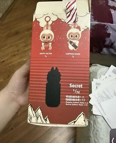 tapança oyuncaq: Pop Mart The Monsters seriyasından Coca-Cola temalı kolleksiya — 6