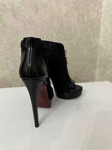 dəri qadın botilyonu: Ölçü: 36, rəng - Qara, İşlənmiş — 4