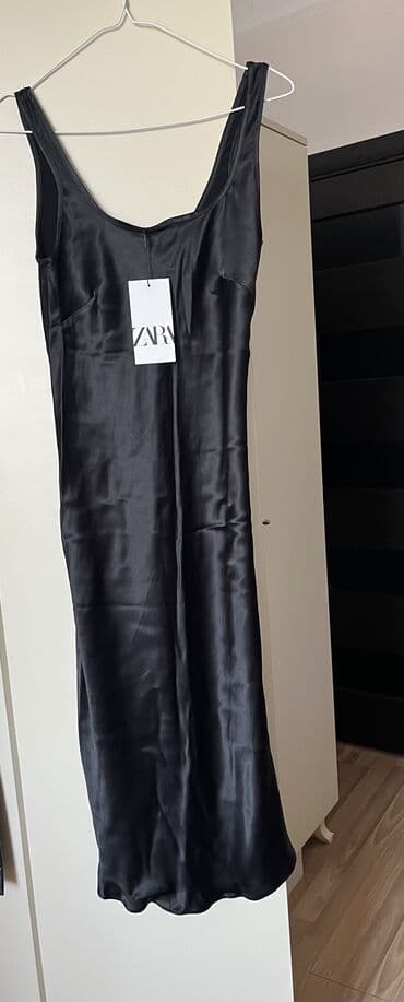 saatlar type 0: ZARA teze etiketli don 
S razmer — 6