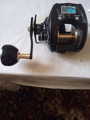 baliqciliq: Elektron sayğaclı baitcasting tipli balıqçılıq makarası - Korpus — 1