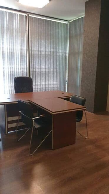 аренда торгового места в магазине: Gənclik metrosuna yaxin 6otaqli ofis ümumi sahəsi 220 kv,m olan ayi — 10