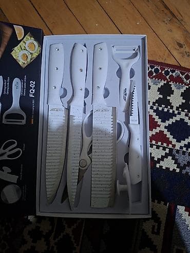 Mətbəx üçün bıçaq və alət dəsti – Royal Home FQ-02 Dəst tərkibi: - 2