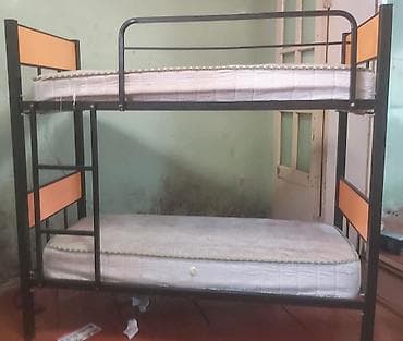 Oğlan və qız üçün, Çarpayı, Matras ilə, Siyirməsiz, Dəmir