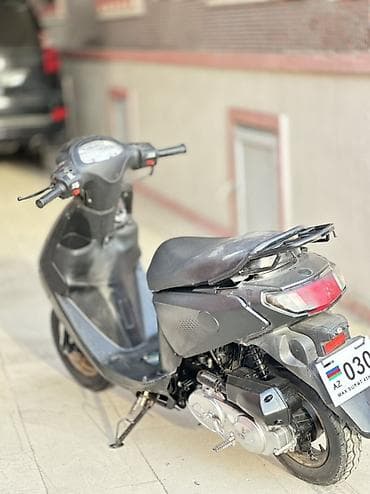 moped satilir 200 azn: - Zigzag, 80 sm3, 2024 il, 15000 km — 4