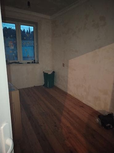 ucuz ev qapilari: Samux şəhər nəbiağalı qəsəbəsində köhnə xəstəxananın arxasında mərkəzi — 6