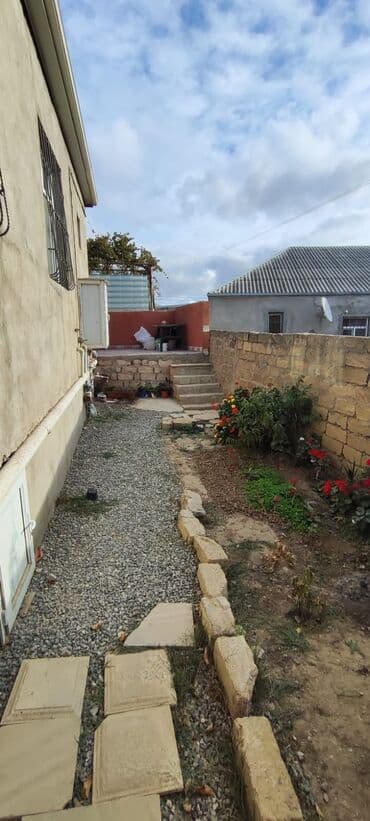 quba is elanlari: Binəqədi qəs. 4 otaqlı, 100 kv. m, Kredit yoxdur, Yeni təmirli — 16