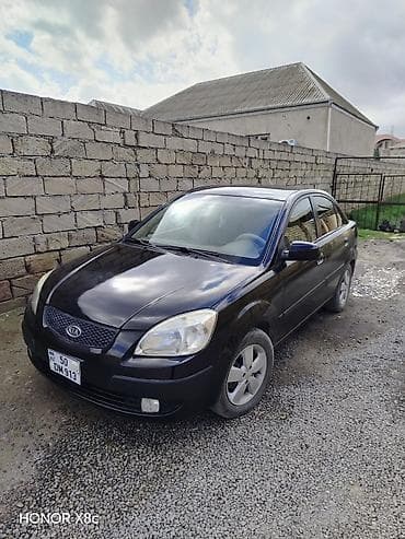 kia rio qranat: Kia Rio sedan – qara rəng, avtomatik sürətlər qutusu. Avadanlıq və — 4