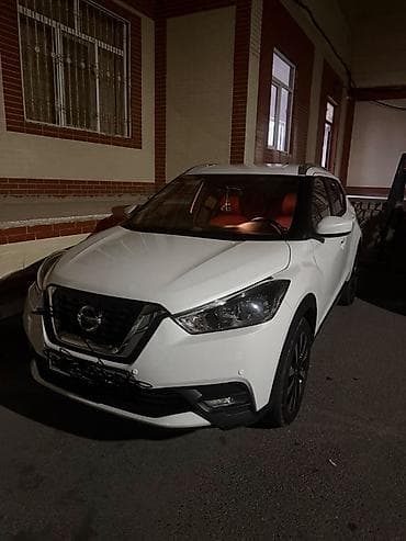 Nissan Kix: 1.6 l | 2019 il Krossover — 2