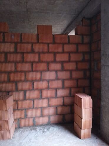 seyf demir qapilar: Tikinti ustası xidmətləri İxtisaslaşma: - Hörgü işləri (daş, kərpic — 4