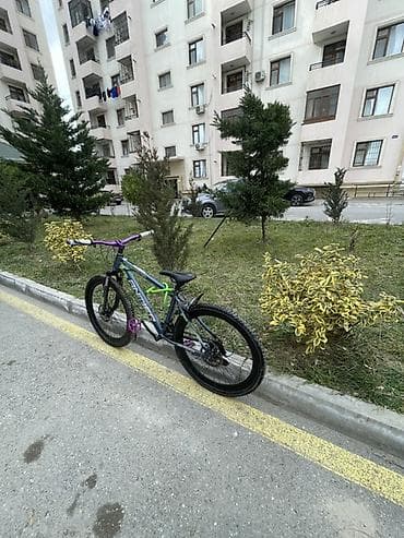 Salam velosiped idyaldi hemise baximlari edilib teze sep ulduz alinib