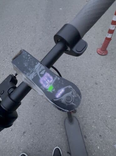 uşaq üçün skuterlər: Elektrik skuter – şəhər içi rahat və çevik hərəkət üçün. - Rəng — 3