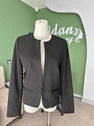 marc burton parfum: Qadınlar üçün qara rəngli blazer ceket - Minimalist dizayn: yaxasız — 1