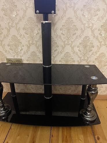 boru plastik: Düz TV altlığı, Polkalı, Şüşəli — 1