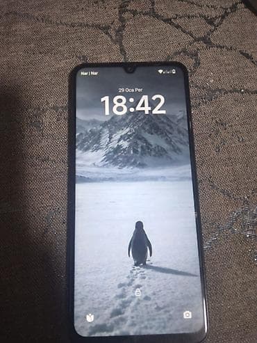 iphone 15 pro replika: Redmi A5, 128 GB, rəng - Qara, Barmaq izi — 1