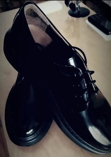 Ayaqqabılar: Gördüyünüz,kimi
Heçbir,izaha,ehtiyac,yoxdur — 1