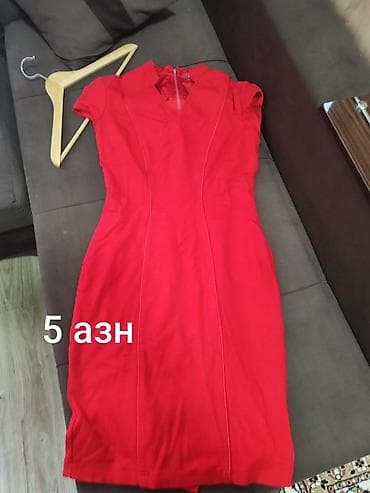 Paltolar: Продается все по 5 -10 Ман. фирмы манго и другие, многие не носились — 5